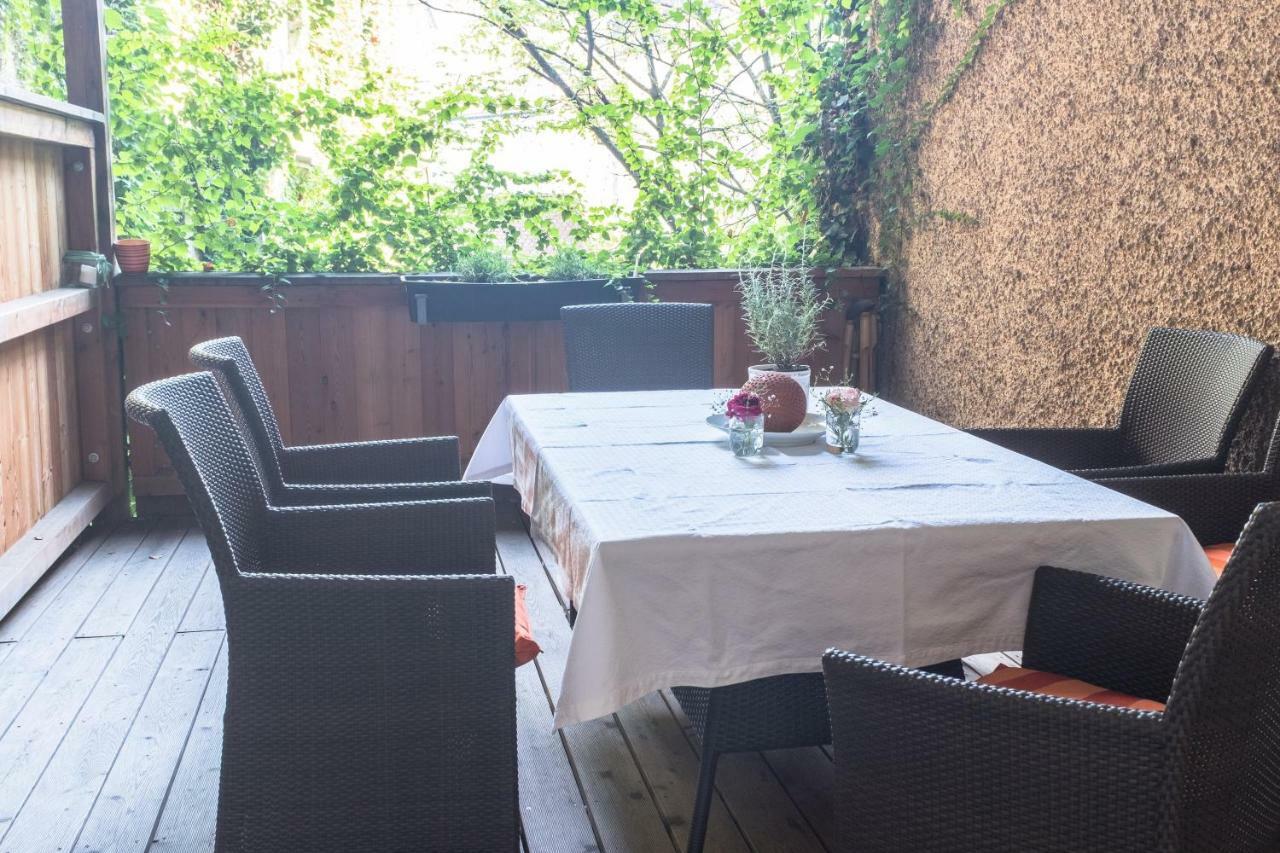 Spacious Old Town Luxury Apartment Лінц Екстер'єр фото